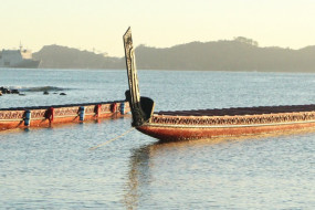 Waka at Waitangi in the early morning